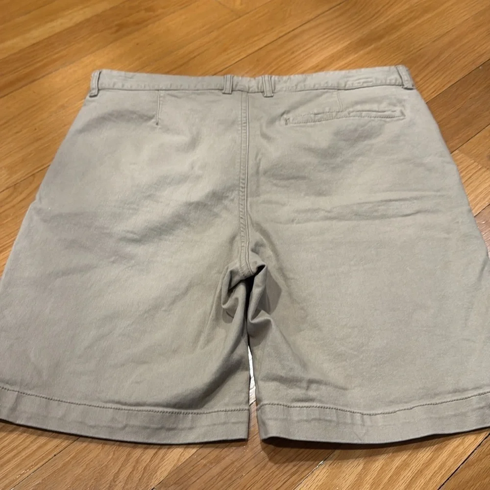 Old navy beige boys  built-in flex shorts size 16plus .